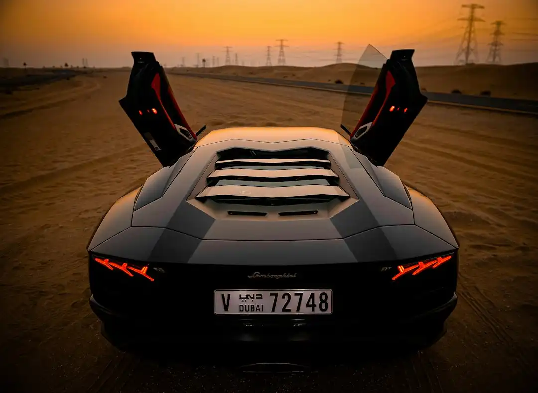 How Does Lamborghini Advertise: Strategy Exposed